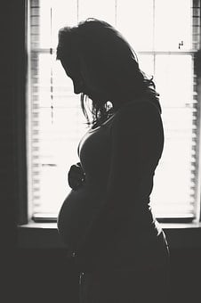 知ってほしい産後のうつ、妊産婦の死因トップは自殺、、産後うつにならない為の準備の画像